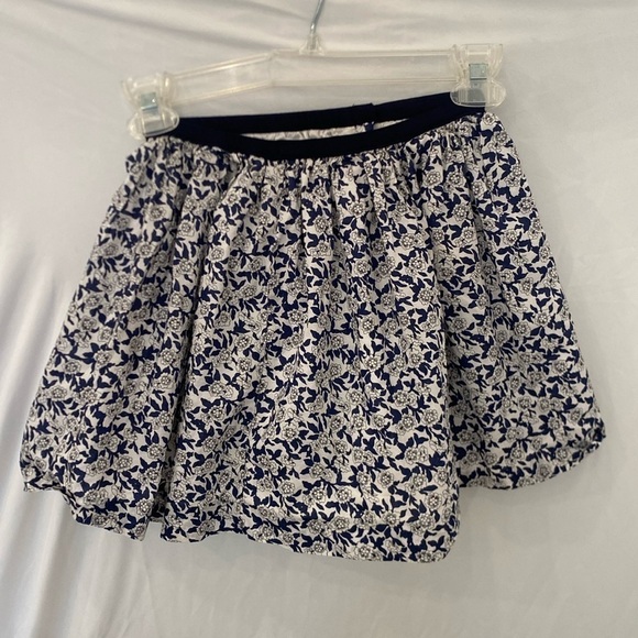 Jacadi Paris Girls Floral block print Twirl Mini Skirt in Blue White Size 8 A - Picture 1 of 5